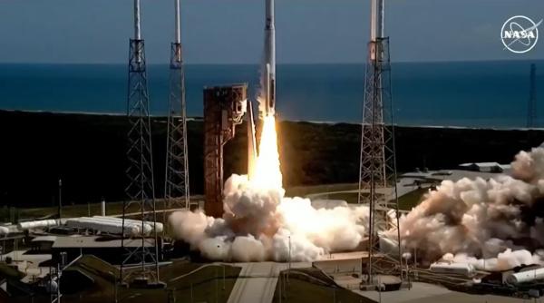 lansare cu succes pentru boeing si starliner doi astronauti nasa se indreapta spre statia spatiala internationala