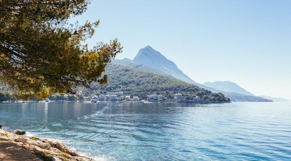 un cunoscut prezentator britanic a disparut pe insula symi din grecia si este cautat de doua zile
