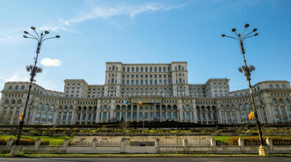 zidul din jurul casei poporului modelul sovietic al descurajarii