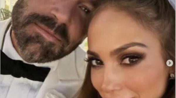 jennifer lopez si ben affleck isi vand casa de 60 de milioane de dolari alimentand zvonurile de divort