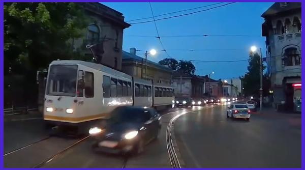 depasire la limita printre doua tramvaie in bucuresti titi aur analizeaza imaginile