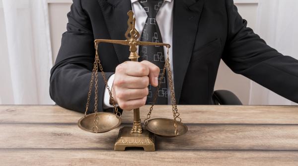 justitia in vremea generalilor celebru avocat rupe tacerea sa faci aparari la dna era foarte greu totul se raporta la informatiile de la servicii