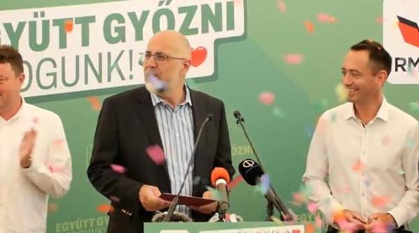 s a dat cu confetti la udmr kelemen hunor aplauda victoria istorica pentru pe