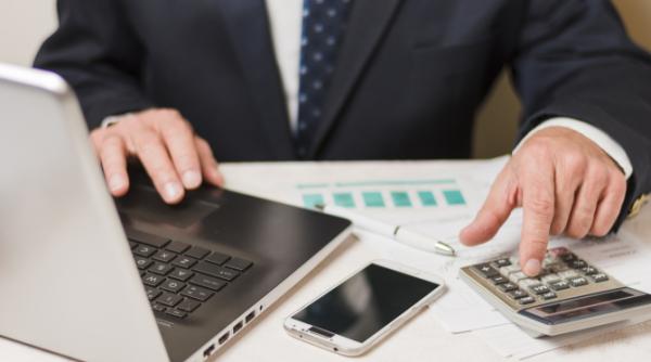 romanii scutiti de plata impozitului la pensie si salariu