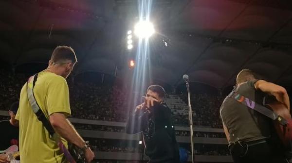 rocker la concert de manele victor ciutacu exemplu pentru curiosi s a executat instantaneu si s a platit nu ne a dat nimeni cu huo