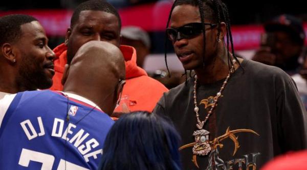 rapper ul travis scott a fost arestat pentru incalcarea proprietatii si consum de substante