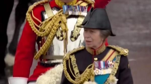 printesa anne sora regelui charles internata in spital