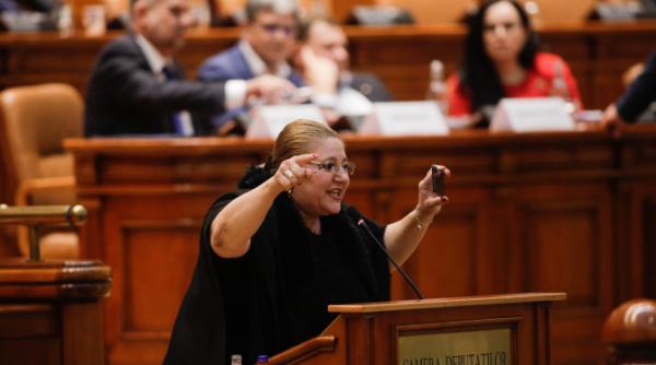 diana sosoaca spectacol grotesc in parlamentul romaniei maximillian marco katz un caz de antisemitism extrem de grav am fost stupefiat