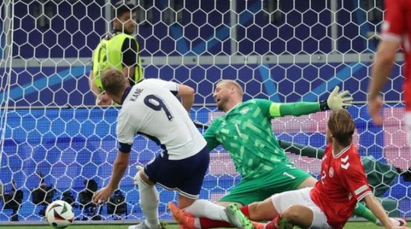 anglia a castigat grupa dupa 0 0 cu slovenia cele doua s au calificat in optimi