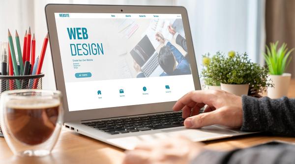 cum sa alegi cele mai bune servicii pentru crearea unui site web