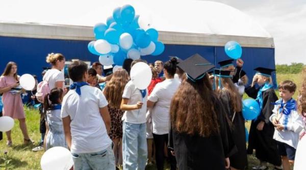 elevii si profesorii din lipia judetul ilfov premii prin programul adopta o scoala