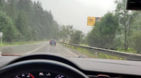 titi aur explica un fenomen bizar care se intampla mereu pe dn1 cand ajungi la arcul de triumf ii vezi la semafor langa tine