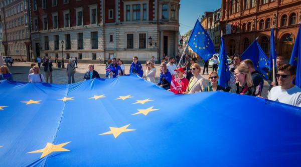 cum i a afectat aderarea la ue pe romanii din diaspora camelia morda baciu a fost o perioada foarte grea dupa 2007 a inceput catalogarea video