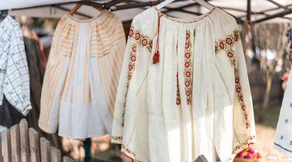 ia romaneasca a cucerit parisul louis vuitton retrage bluza controversata