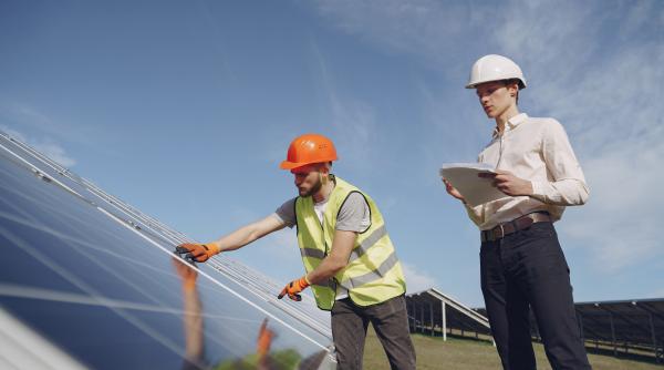 modificari legislative intr o discretie totala dumitru chisalita aei despre noua lege a prosumatorilor s ar putea sa aiba un interes mare