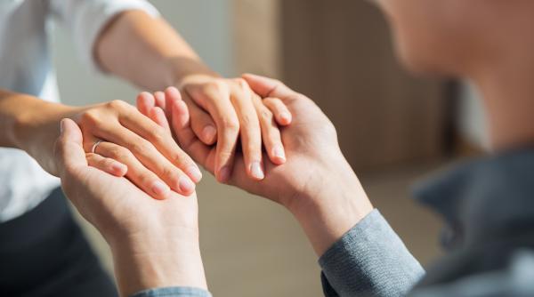 acest obicei ne poate prelungi viata are legatura cu oamenii de langa noi