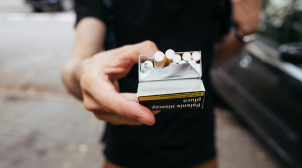 tarile care au invins tigarile exemplu pentru romania si o ciudatenie din suedia mihai bundoi de ce oamenii din tarile nordice folosesc snus