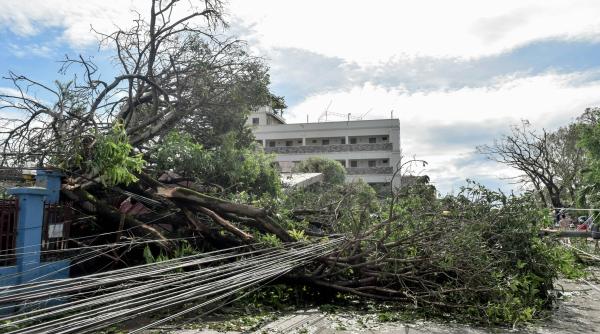uraganul beryl a facut prapad in caraibe rafale de vant de pana la 240 km h video