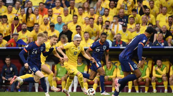 ionut vulpescu dupa meciul romania olanda de rau augur binecuvantarea autocarului si nu pentru ca credinta nu ne tine vii ci pentru ca asta mi a reamintit de iordanescu senior