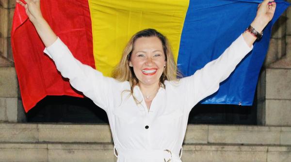 elena lasconi critica festivalul democratiei si data alegerilor dar lasa o usa deschisa pnl nu inseamna insa ca deja batem palma