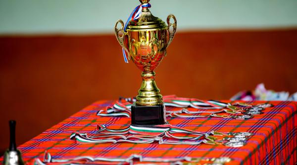 4 medalii de aur pentru romania la campionatele europene de natatie pentru juniori tara noastra a ocupat locul patru in clasamentul pe medalii