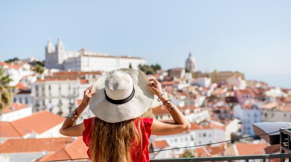 portugalia a inregistrat un numar record de turisti straini in 2023