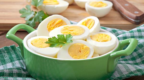 dieta cu oua fierte slabesti un kilogram pe zi