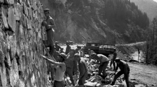de frica rusilor transfagarasanul a fost construit in doar patru ani imagini istorice din anii 70