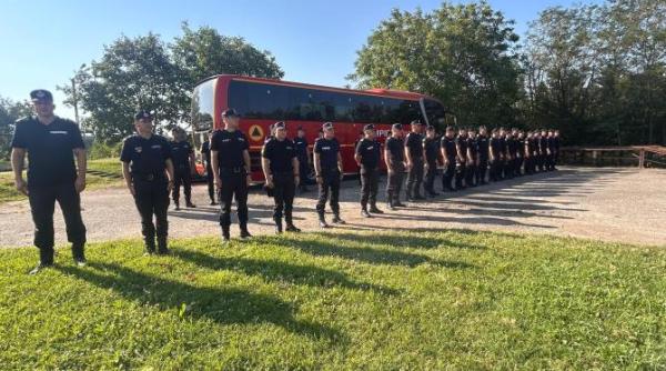 al doilea contingent de pompieri romani pleaca in franta vor monitoriza padurile din hexagon