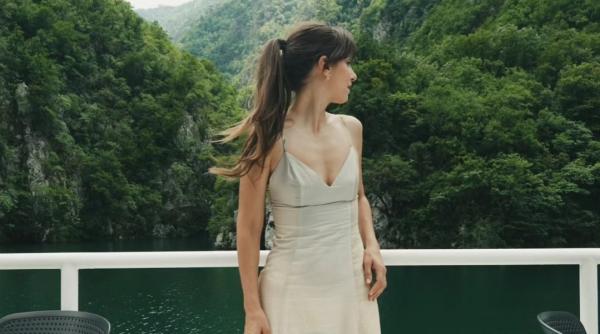 trebuia sa mi spui un cuvant sa fie de nestapanit durerea cum a ajuns dana rogoz la terapie dupa moartea tatalui