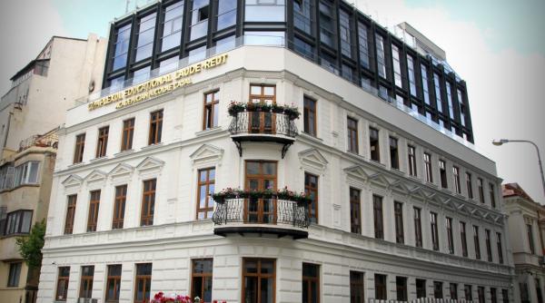 complexul educational laude reut performante de top la bac 2024 e pe locul 10 la nivel national in clasamentul liceelor cu promovabilitate 100prc