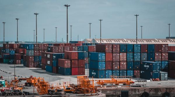 exporturile romaniei ar putea depasi pragul de 100 de miliarde de euro in acest an