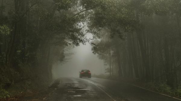 cum se circula in romania daca vrei sa ajungi in sate am numarat o multime de capcane mortale pentru soferi scapa cine poate