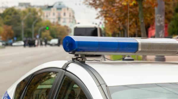 crima urmata de sinucidere in capitala doua cadavre cu urme de violenta descoperite intr un apartament din sectorul 4