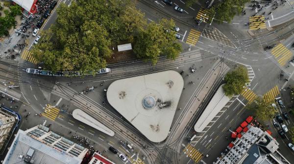 nu o sa vezi un neamt sau un elvetian ca face asa ceva titi aur exercitiu de imaginatie ce ar insemna sa treci direct cu masina din elvetia in romania