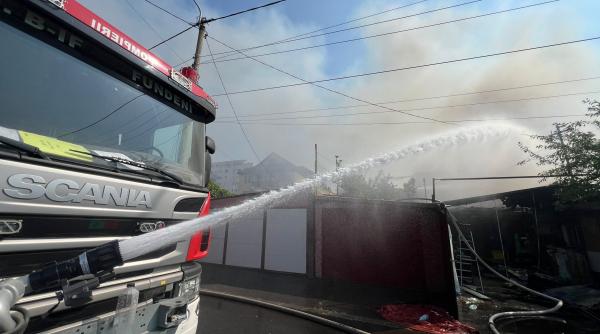 incendiu major in capitala cinci case din sectorul 2 distruse de foc