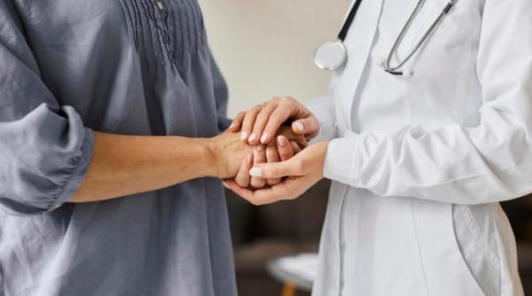 cancerul o boala cronica radu ganescu copac hai sa nu mai mergem la medic doar cand suntem bolnavi s ar putea sa fie prea tarziu