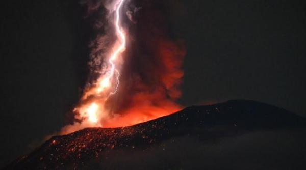 cazuri tot mai frecvente de descarcari electrice cu consecinte devastatoare un tata si fiica lui ucisi de fulger