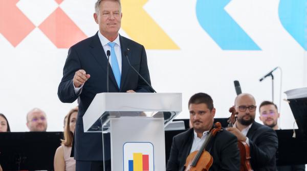 presedintele iohannis laudat ca a dat miami pe neptun superb gest de patriotism pe care il aplaud nu s a dus la monaco nu s a dus in mykonos