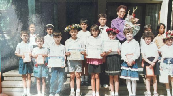 recunosti liderul politic din aceasta fotografie