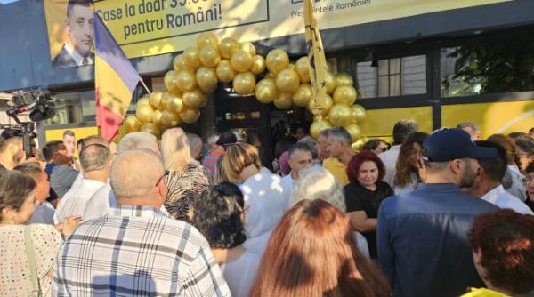 george simion prezent la constanta pentru a si prezenta planul tanar nu stiu ce asteptari am nici eu nu stiu de ce sunt aici foto video