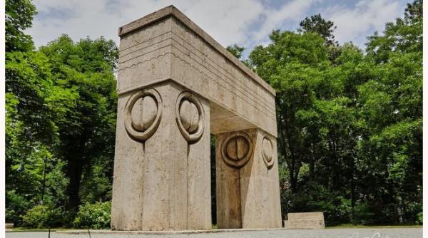 ansamblul monumental calea eroilor si frontierele imperiului roman dacia incluse in lista patrimoniului mondial unesco