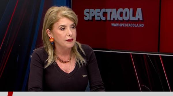 la mi th influencer aflam toate secretele despre moda de la laura stone si daria rebeca cartea