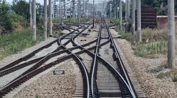 trenul arad bucuresti nord oprit langa caracal motivul invocat de cfr calatori are legatura cu cfr sa