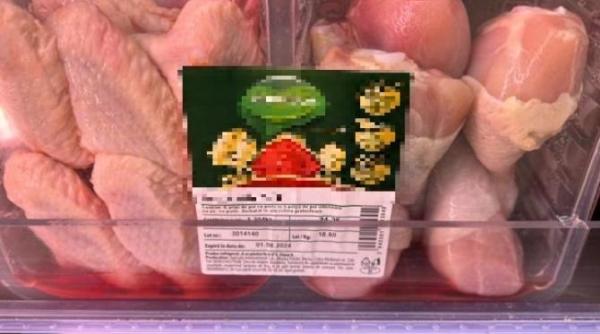 foto de la un cititor cum aratau mai multe caserole cu pui de la carrefour raspunsul hipermarketului la solicitarea dcnews