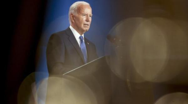 momente emotionante la casa alba ce au vorbit la telefon biden si familiile detinutilor politici ai regimului putin in urma schimbului de prizonieri video