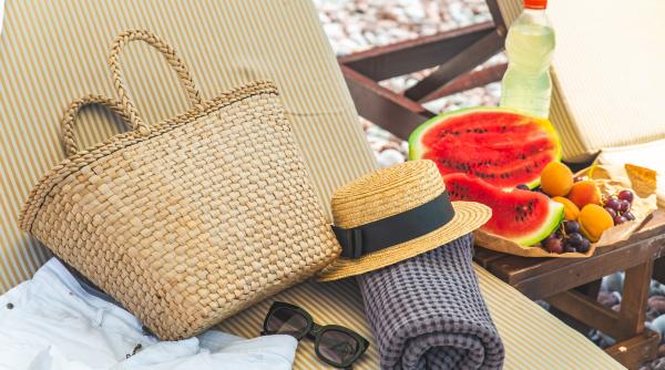 ce alimente poti lua cu tine la plaja pentru a evita riscurile de intoxicatie alimentara ce trebuie sa eviti
