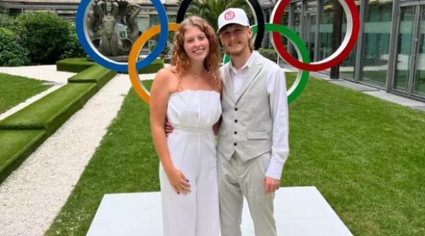 cum s a afisat dylan fiul nadiei comaneci alaturi de iubita lui la jo de la paris cei doi sunt de nedespartit