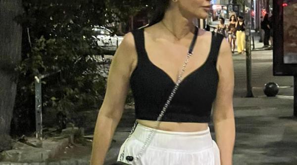 ce a descoperit andreea berecleanu intr o noapte cand se plimba cu sotul ei prin centrul capitalei oare politicienii se plimba vreodata la pas