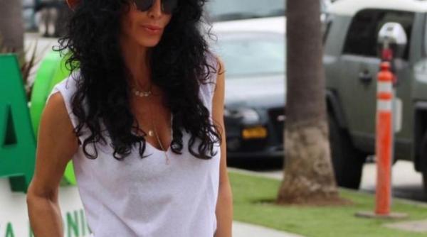 postarea mihaelei radulescu in care le apara pe sabrina voinea si ana maria barbosu stearsa de instagram ce scrisese vedeta